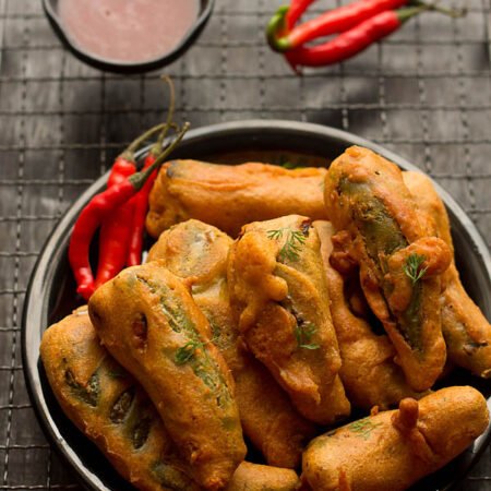 Stuffed Mirchi Pakora