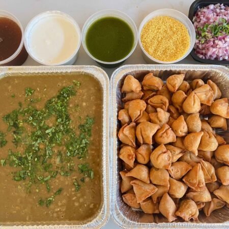 Samosa chaat