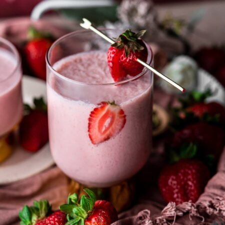 Strawberry Lassi (Individual Pack)