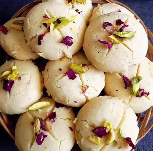 Rose Pista Nankhatai
